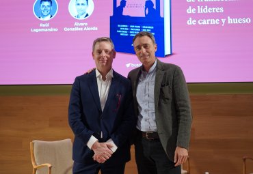 Álvaro González-Alorda y Raúl Lagomarsino presentaron libro 'El Viaje' en el ESE