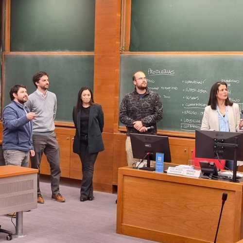 Alumnos MDI en clases