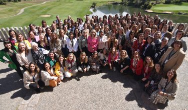 Directora académica del ESE Business School, participa en primera cumbre de 100 mujeres líderes
