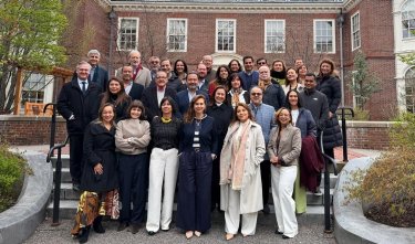Profesor Alfredo Enrione participó en programa internacional sobre gobernanza estratégica realizado en Harvard