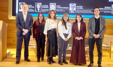 Más allá de la cifra: seminario analizó los desafíos sociales que revela la CASEN